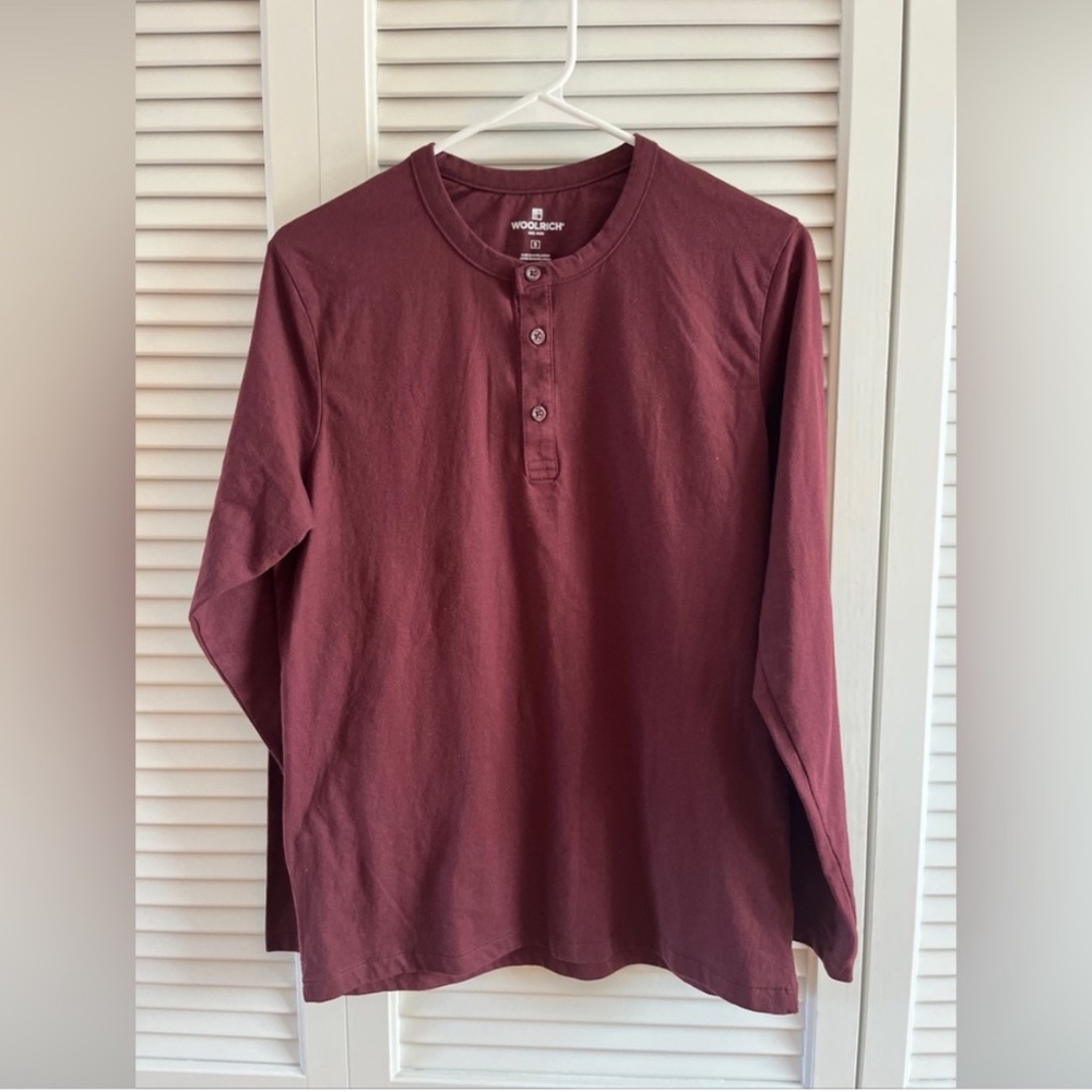 Woolrich Burgundy Henley Long Sleeve Size S Cotton/Polyester EUC